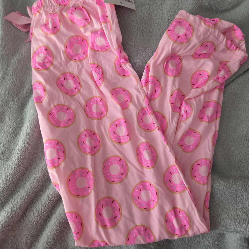 NWT Roll Outta Bed Donut Pajama Pants
